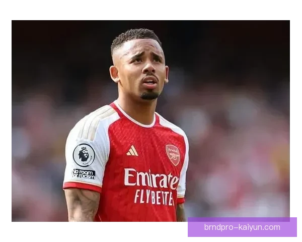 热苏斯战术执行力稳健,持续为球队提供有效支援与进攻组织能力 热苏斯战术执行力稳健,持续为球队提供有效支援与进攻组织能力